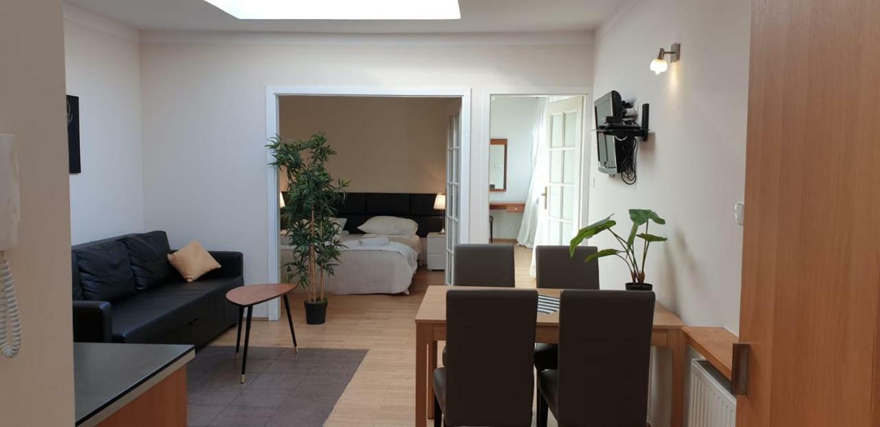 Aparthotel Old City Krasków Dış mekan fotoğraf