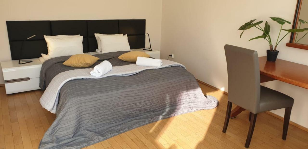 Aparthotel Old City Krasków Dış mekan fotoğraf